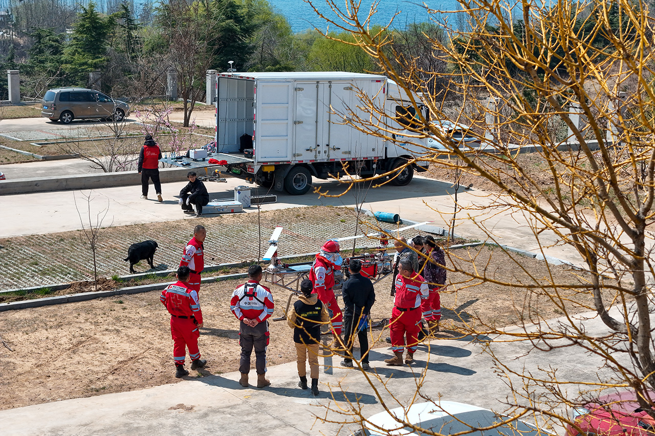 Qingdao Red Cross Rescue Team with T280